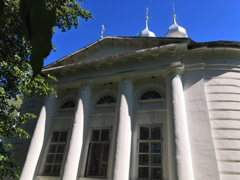 Church of Flora and Lavra-Yarlykovo必去景点