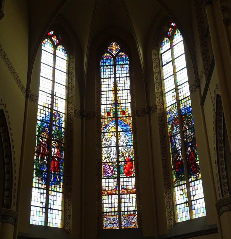 Katholieke St Pancratiuskerk-斯海伦贝赫必去景点