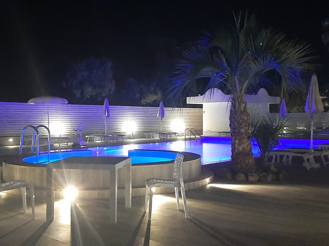 Garden Hotel Ripa主图