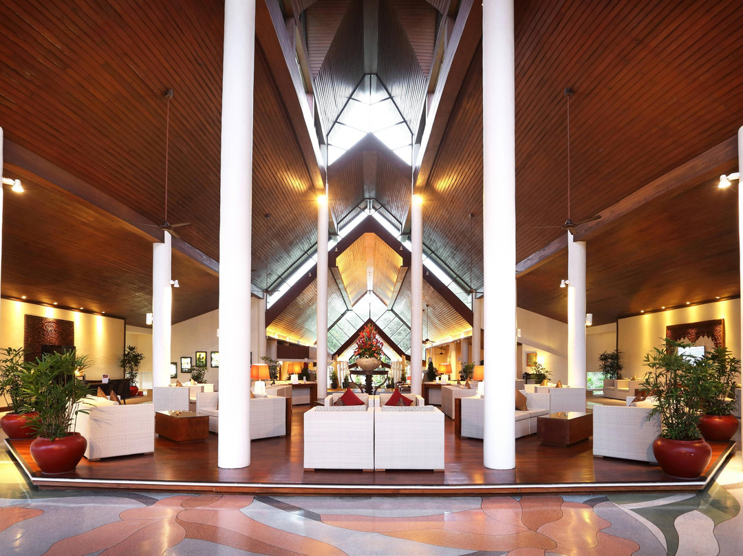 普吉岛艾美海滩度假酒店主图