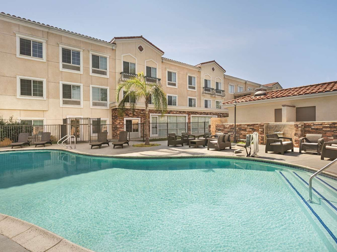 Spark By Hilton Redlands主图