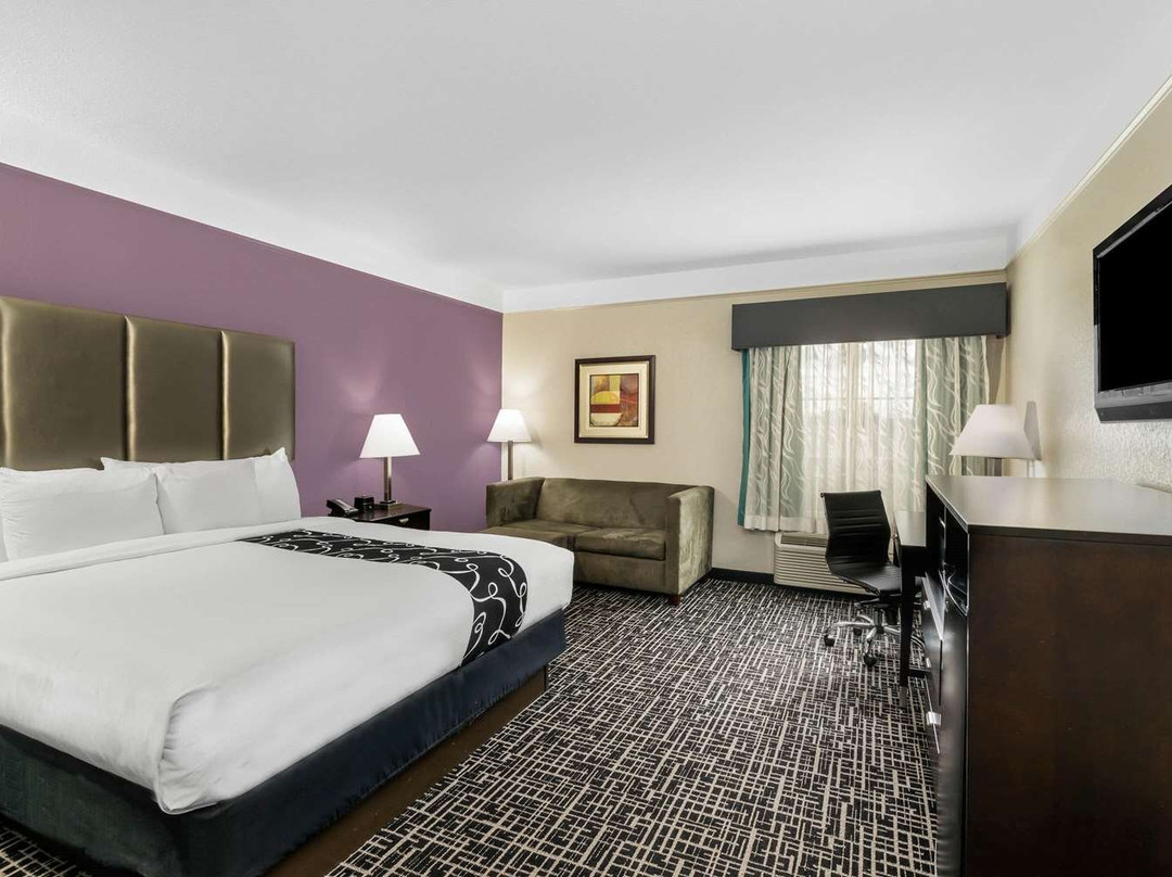 La Quinta Inn & Suites by Wyndham Canton MS主图