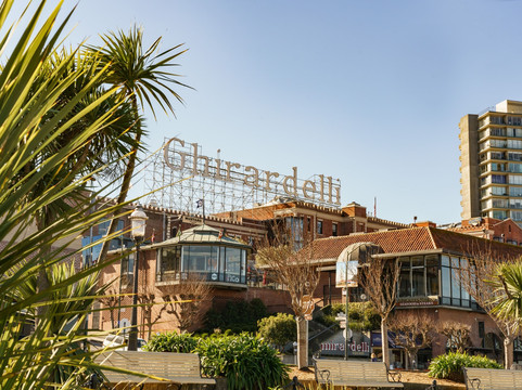 卡萨渔人码头酒店主图