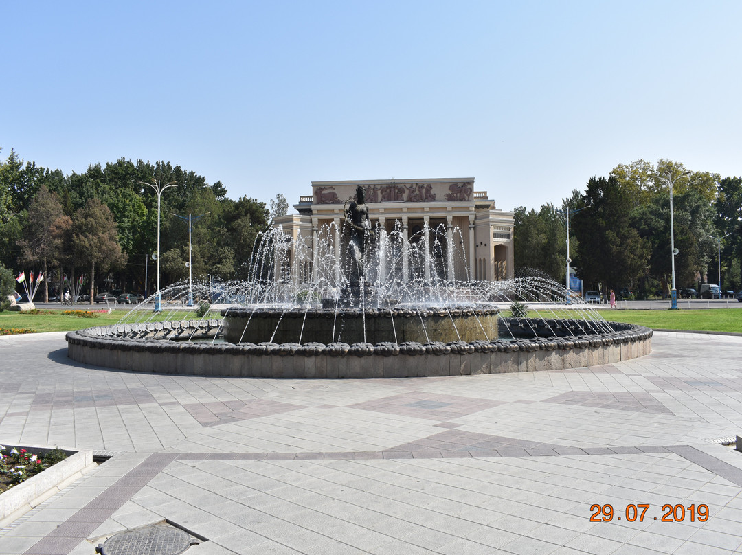 Tajikistan Musical and Drama Theater of Kamol Khudzhandi-苦盏必去景点