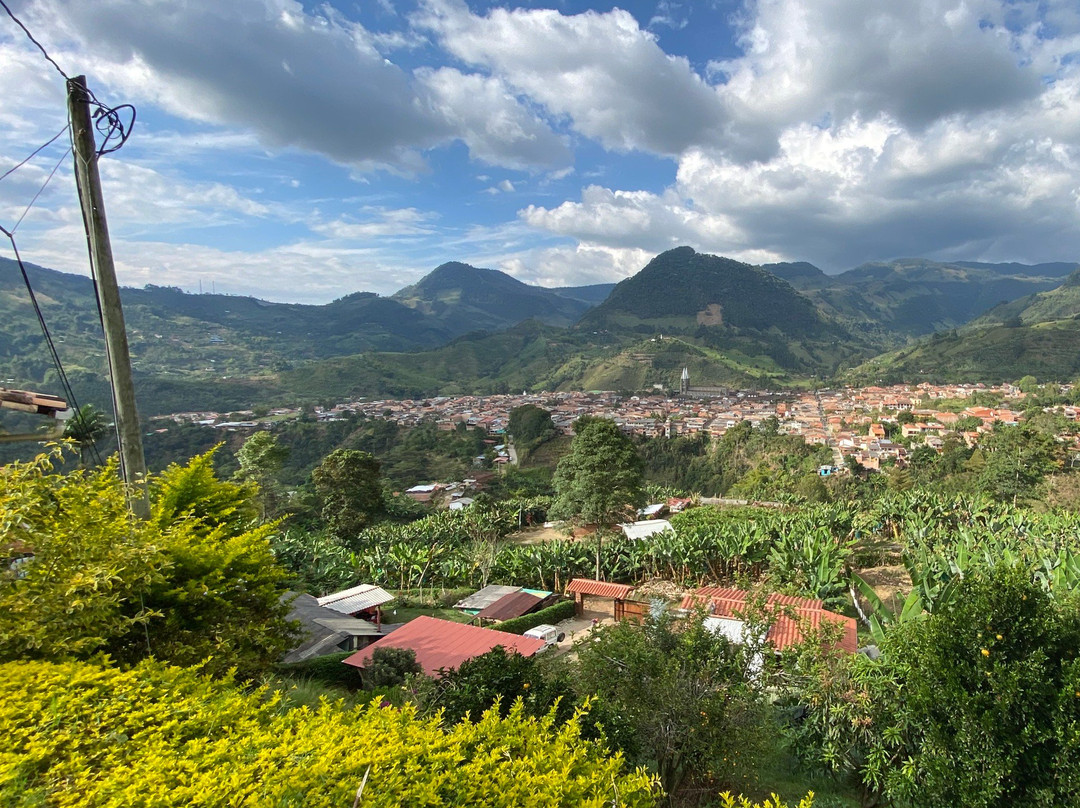 La Garrucha-Jardin必去景点