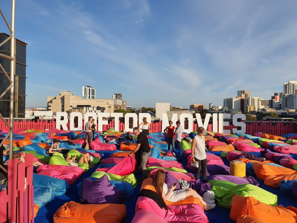 Rooftop Movies景点图片