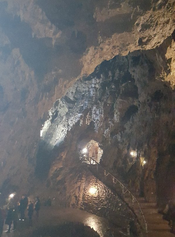 Grotte De Dinant La Merveilleuse景点图片