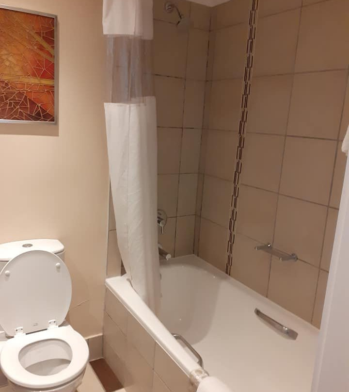 坦博国际机场庭院酒店主图