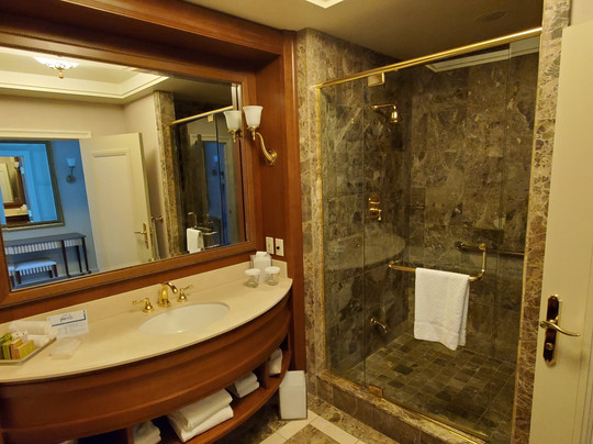 希尔顿兰科里米酒店主图