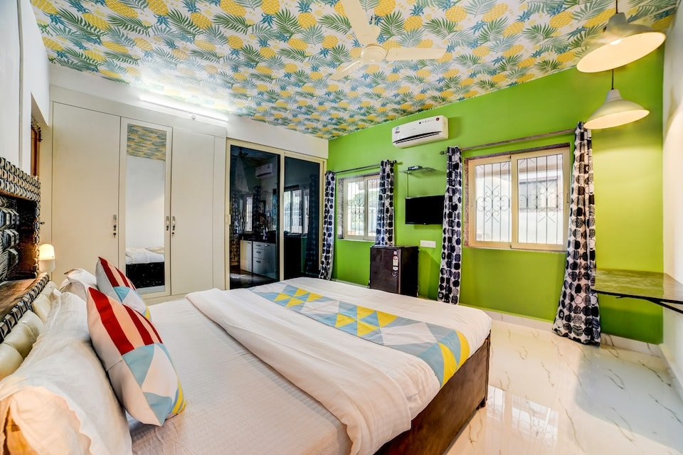 OYO 11587 Spacious Studios