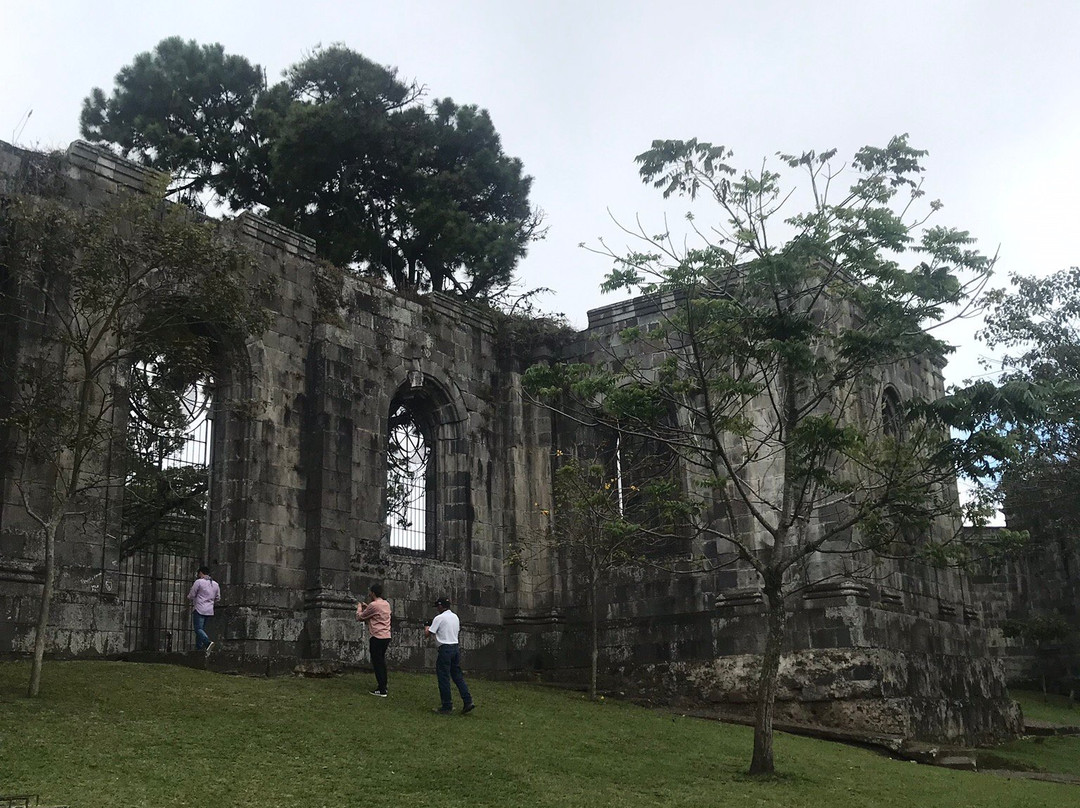 Santiago Apostol Parish Ruins景点图片