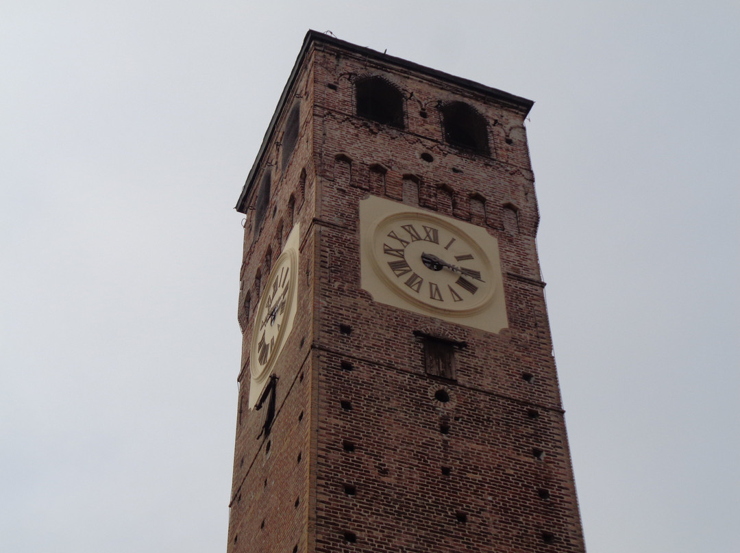 Torre civica di Piazza S. Cassiano-Grugliasco必去景点