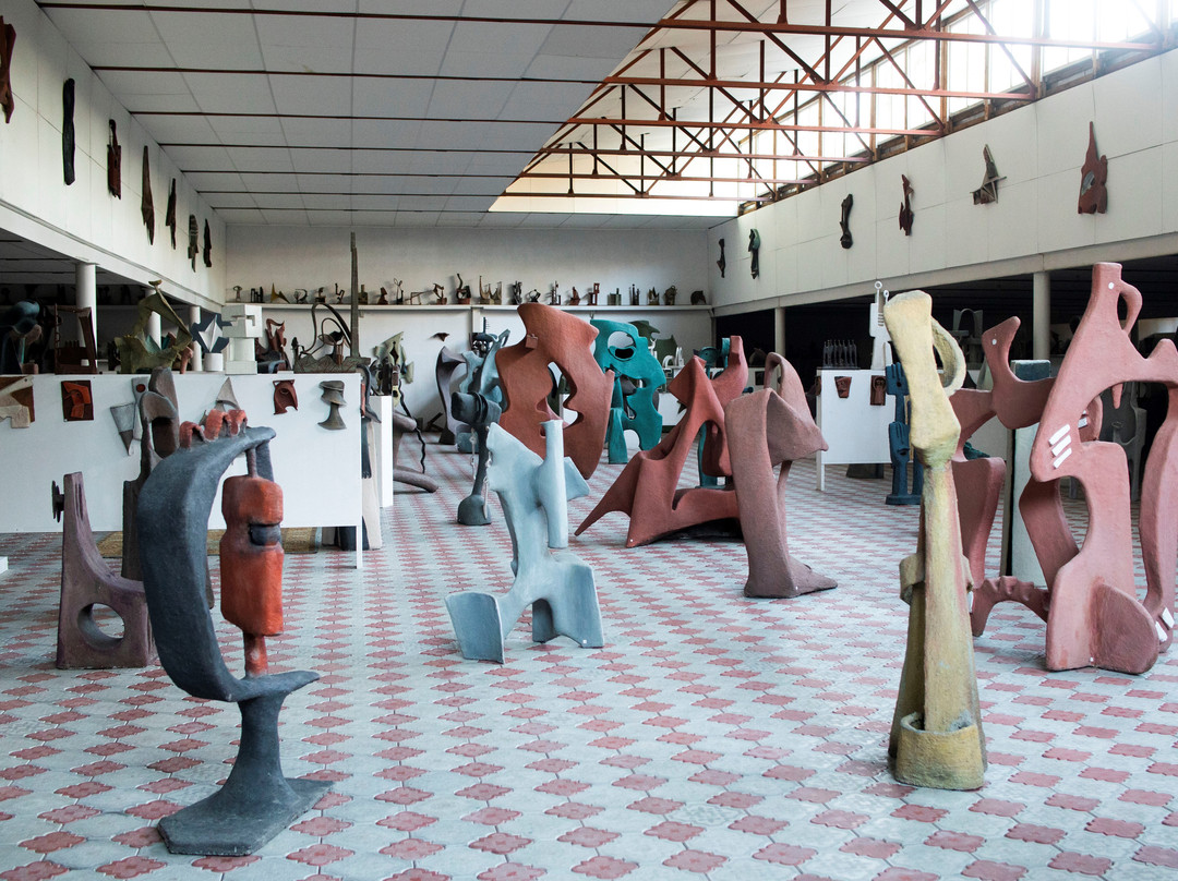 Solonka旅游景点-Museum of Modern Sculpture M. Dzyndra