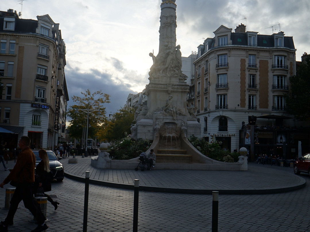 Place Drouet-d'Erlon-兰斯必去景点