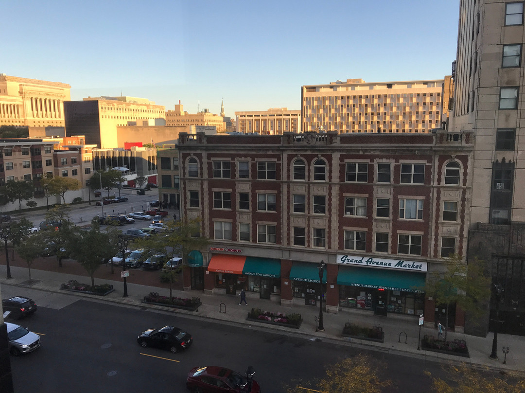 密尔沃基市中心希尔顿逸林酒店主图