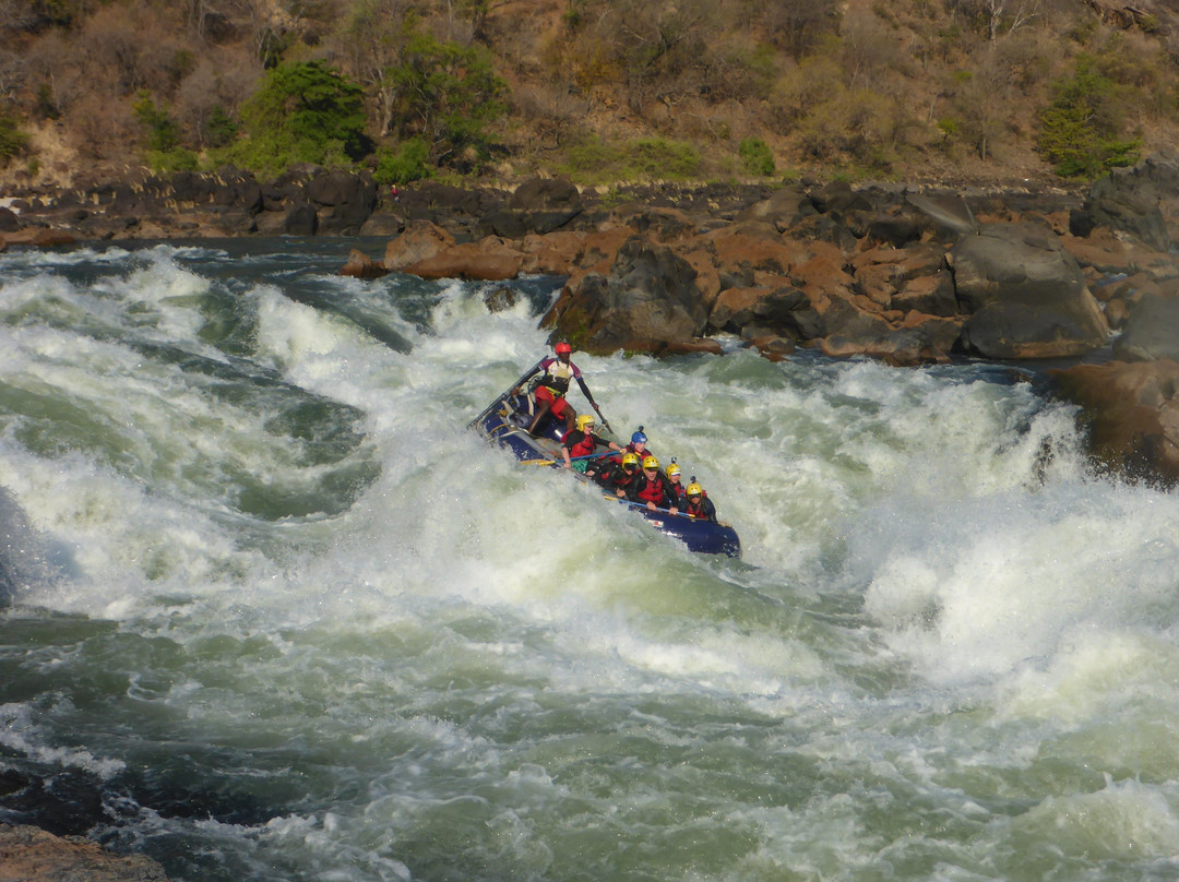 Zambezi Rafting Day Tours-李文斯顿必去景点