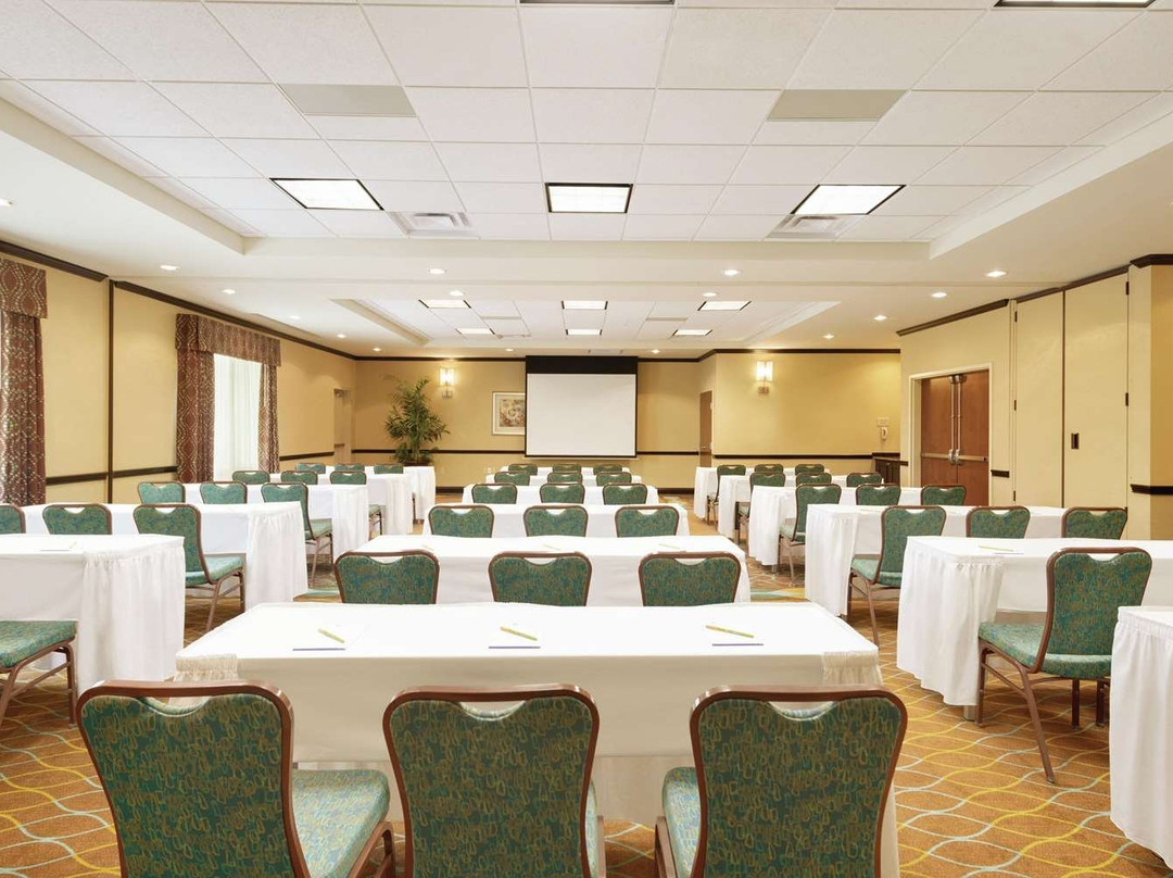 Hilton Garden Inn Warner Robins主图