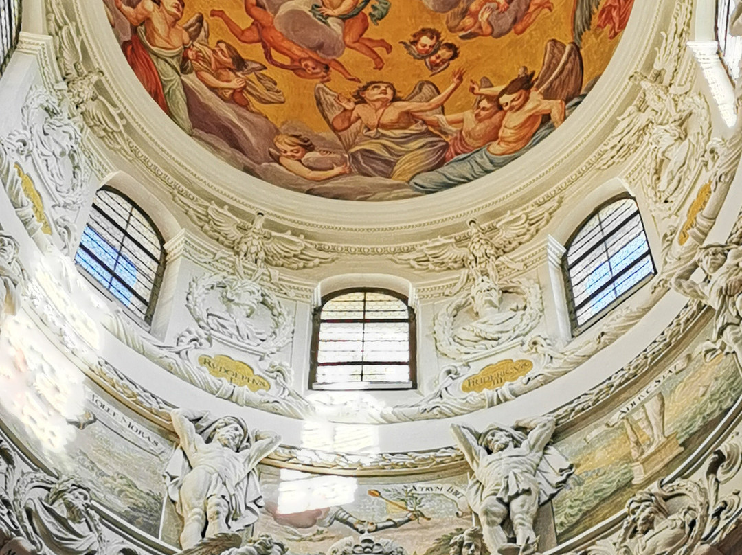 Mausoleum of Emperor Ferdinand II-格拉茨城必去景点