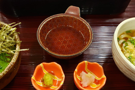 与论岛餐馆和美食-Men Dokoro Satsuma Makinohara