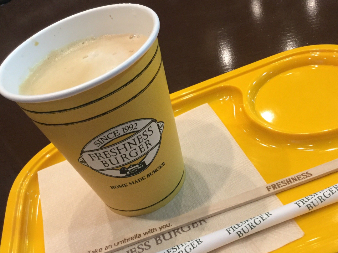 フレッシュネスバーガー メディアシップ店