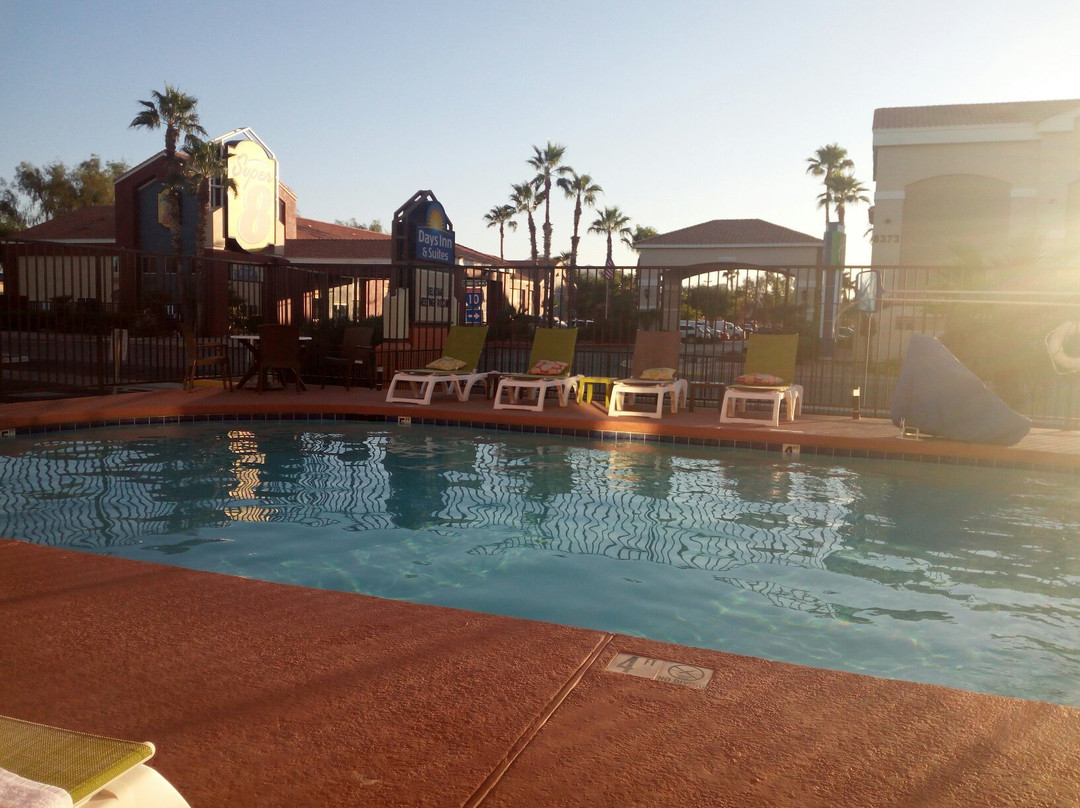 Days Inn & Suites by Wyndham Tucson/Marana主图