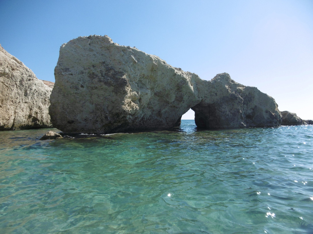Michaliou Kipos Beach景点图片