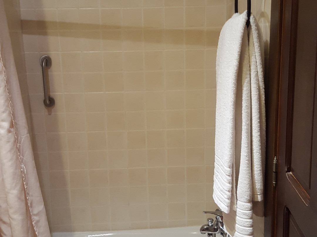 Hotel Don Carlos Caceres主图