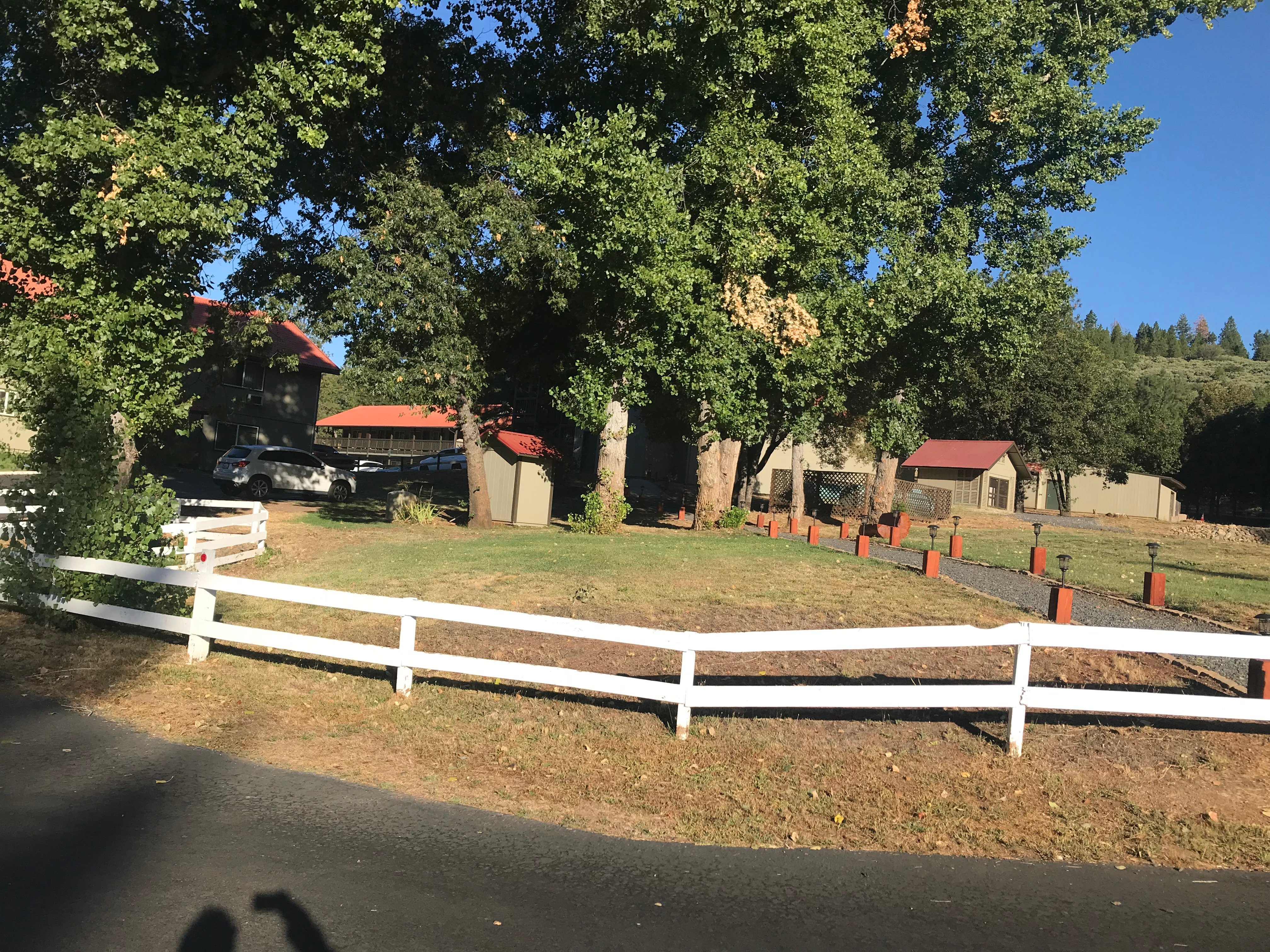 Buck Meadows Lodge-浴室