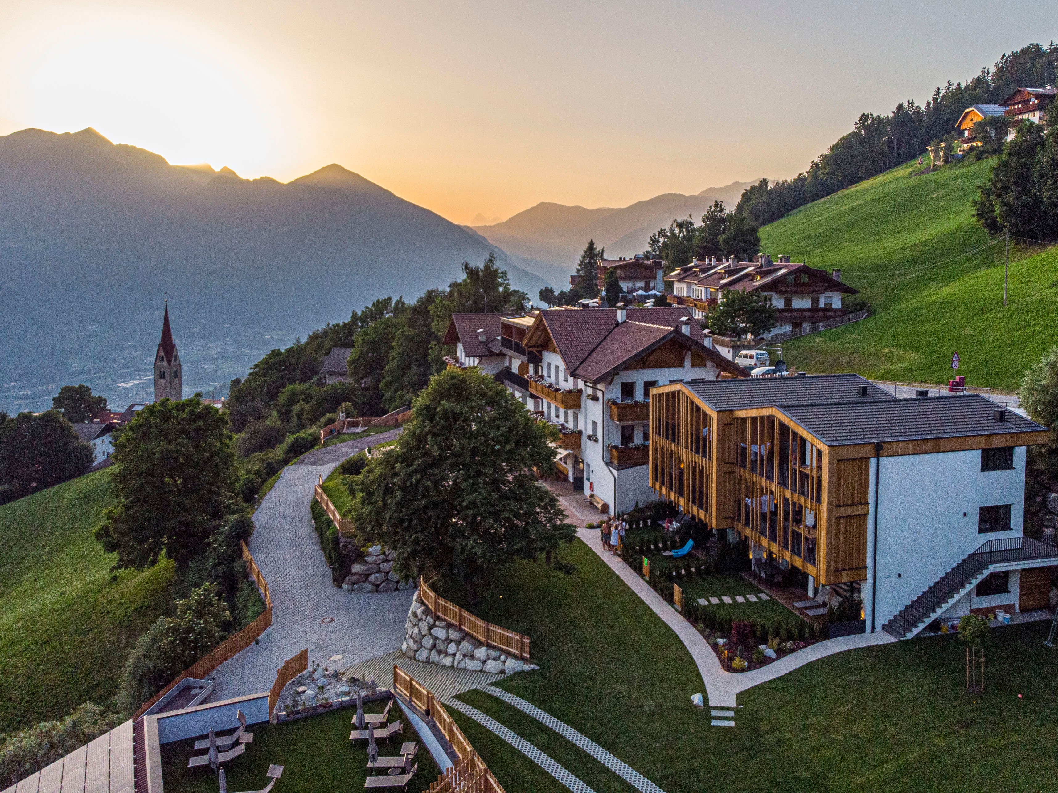 Aparthotel Bacher-官方