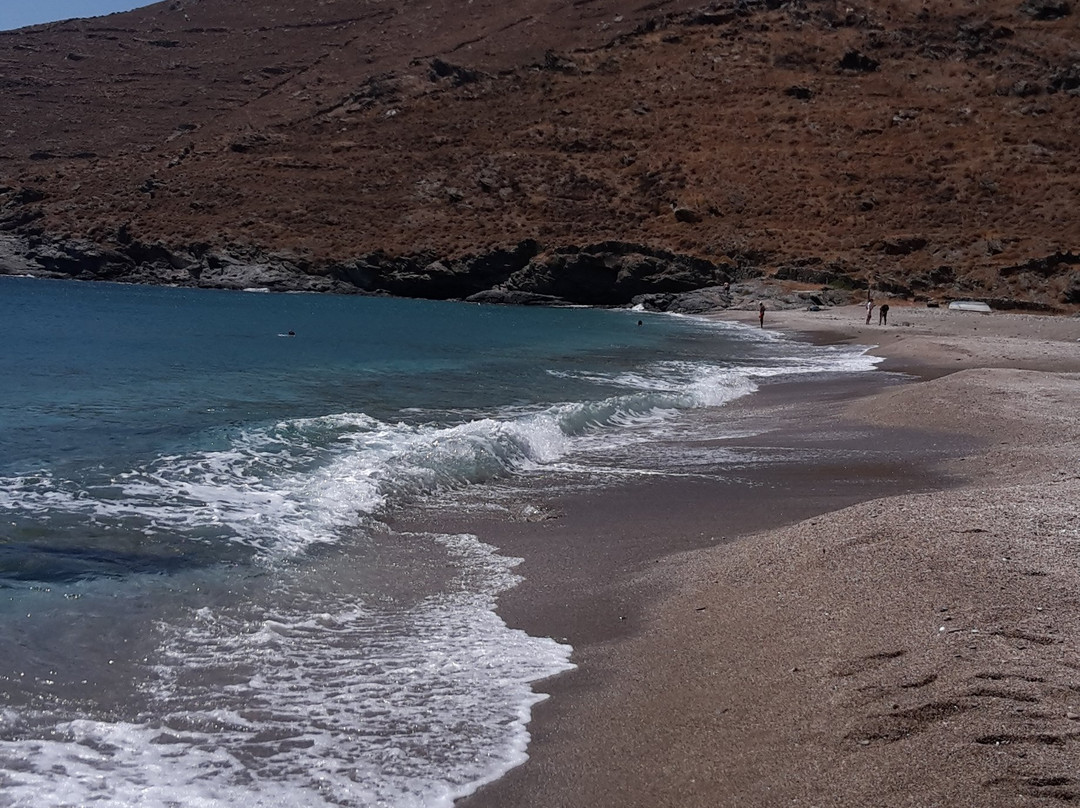 Gaidouromantra Beach-Agios Dimitrios必去景点