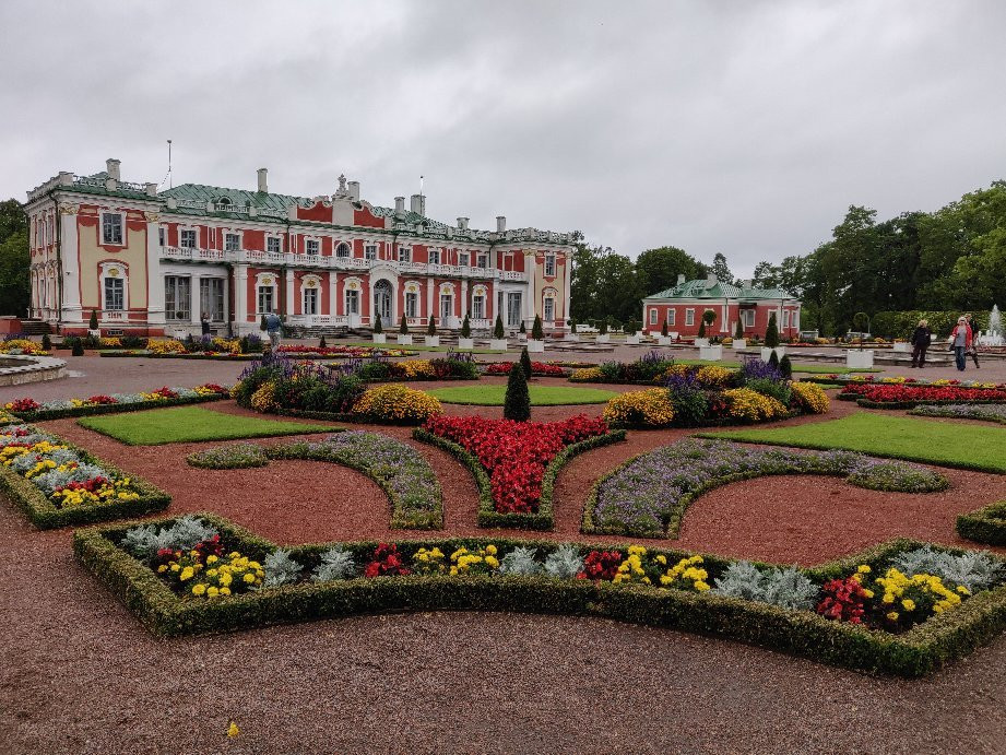 Kadriorg Park景点图片