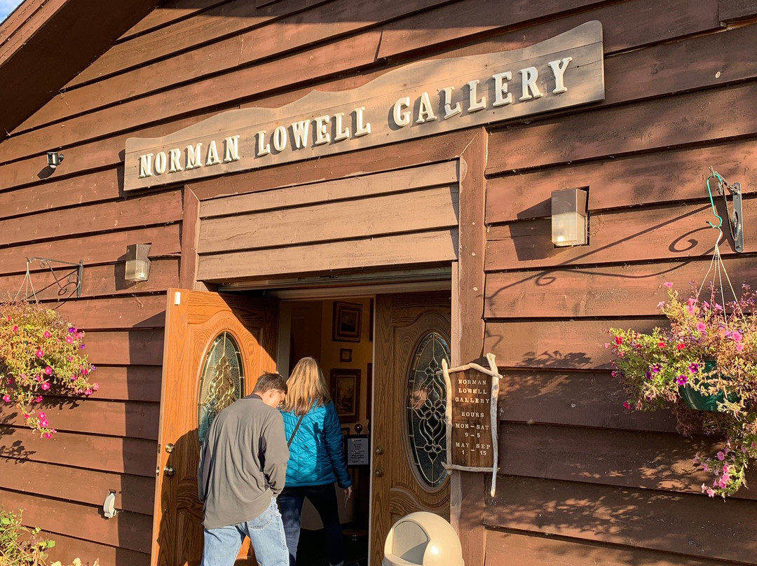 Norman Lowell Gallery-荷马必去景点