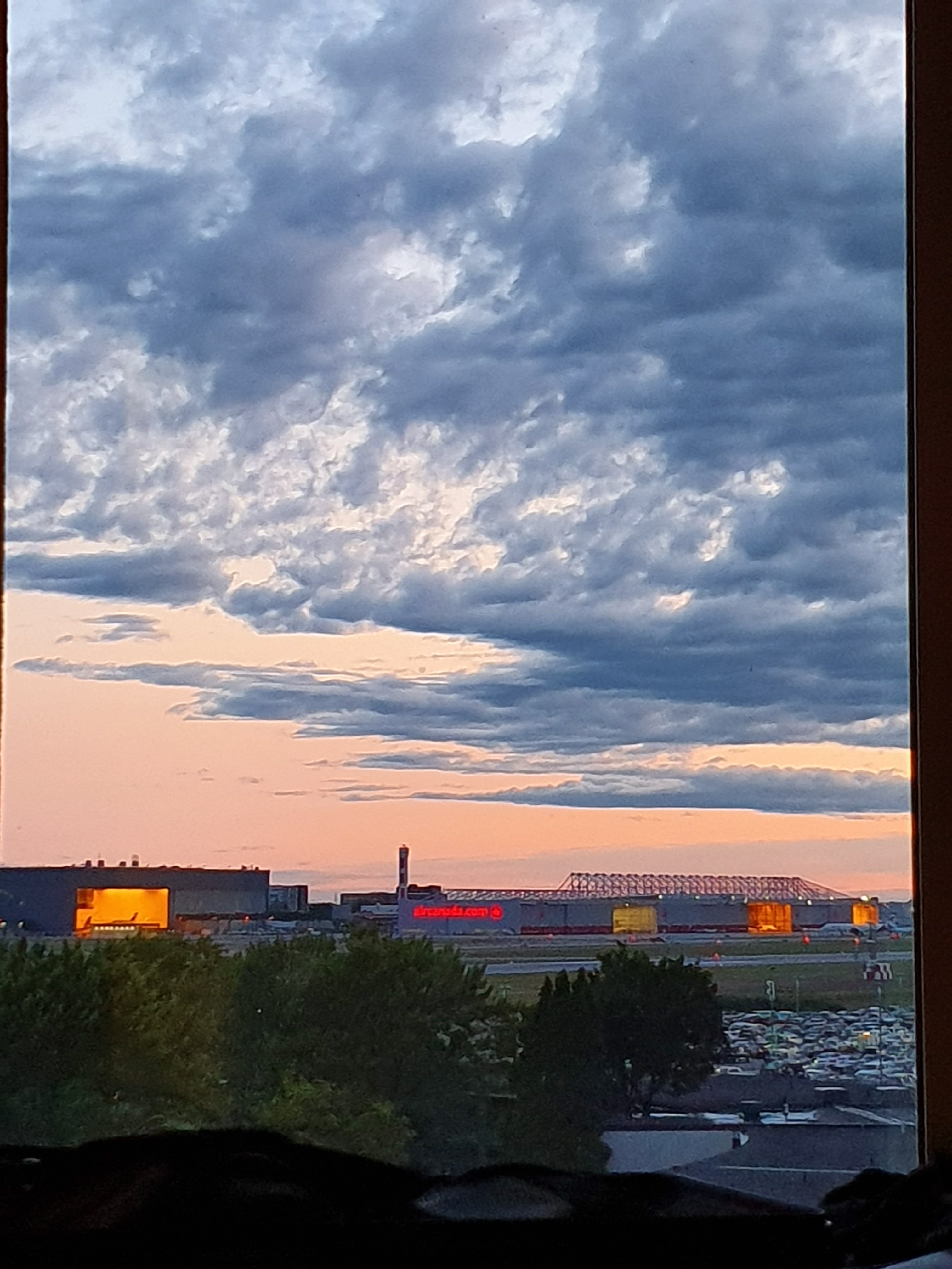 Aloft Montreal Airport-酒店景观