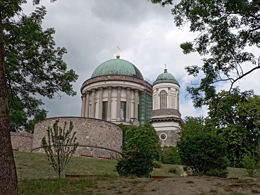 Szent István Tér Esztergom景点图片