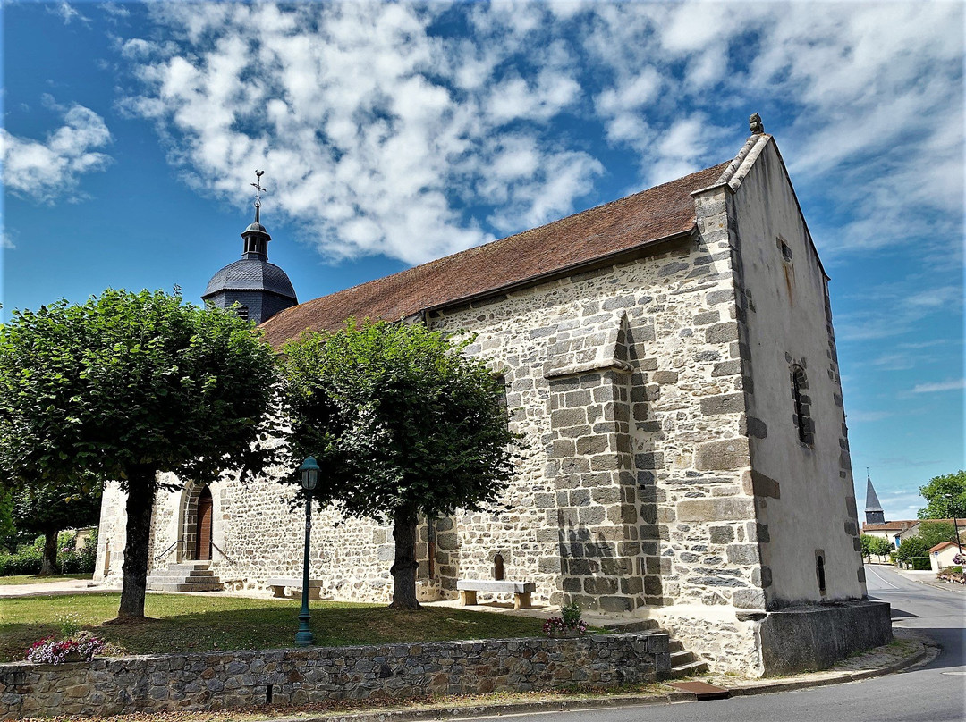 Eglise Saint-Martial-Saint-Martial-sur-Isop必去景点