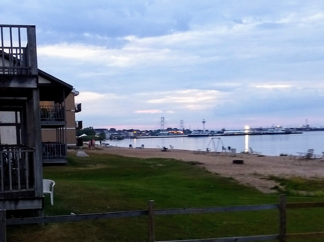 Beachcomber Motel on the Water主图