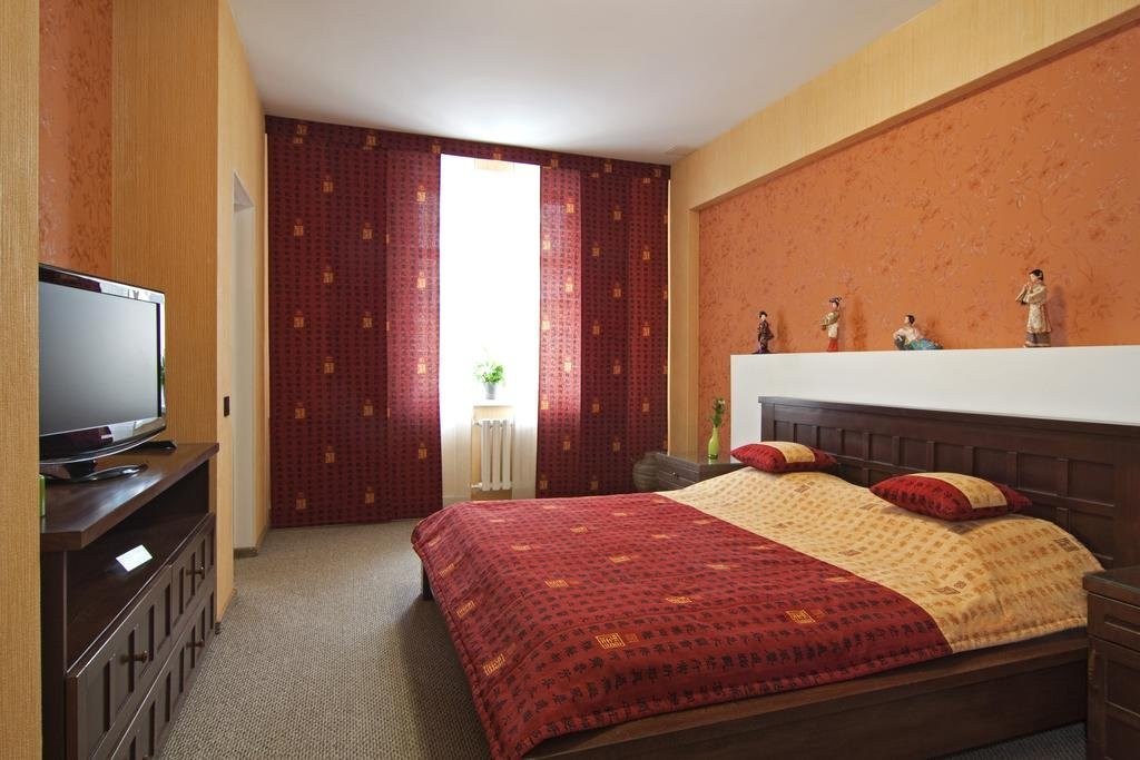 塔瑞克酒店主图