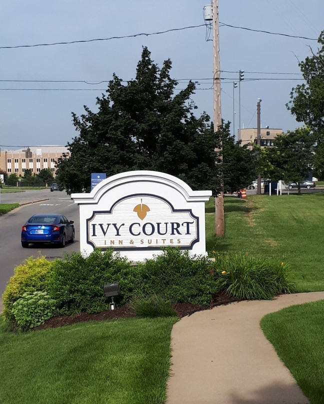 Ivy Court Inn & Suites主图