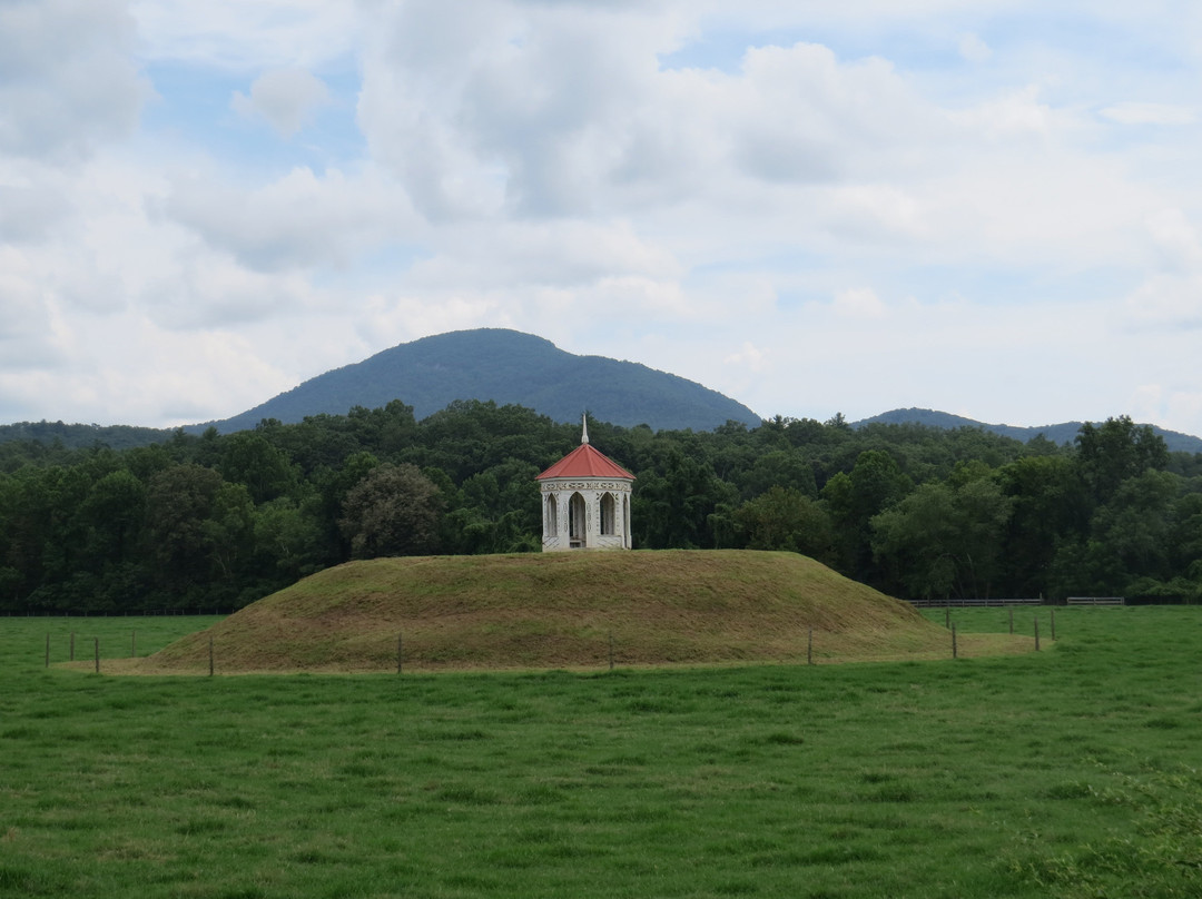 Romeo and Juliet Indian Mound Tragedy Site-海伦必去景点