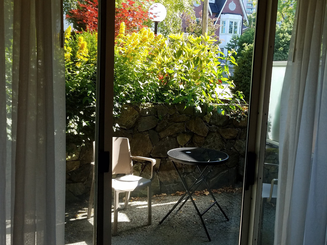 海尔姆斯酒店主图