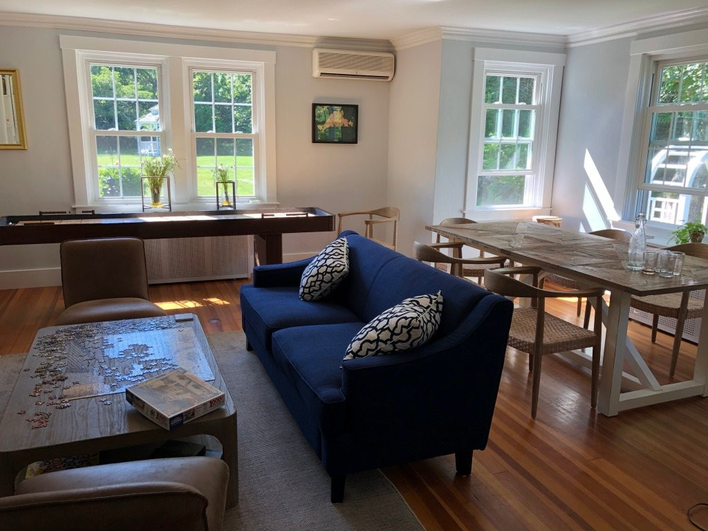 Lambert's Cove Inn & Resort主图