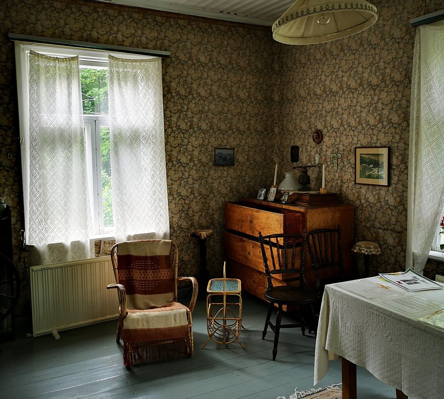 Ahti Karjalaisen Synnyinkotimuseo-Hirvensalmi必去景点