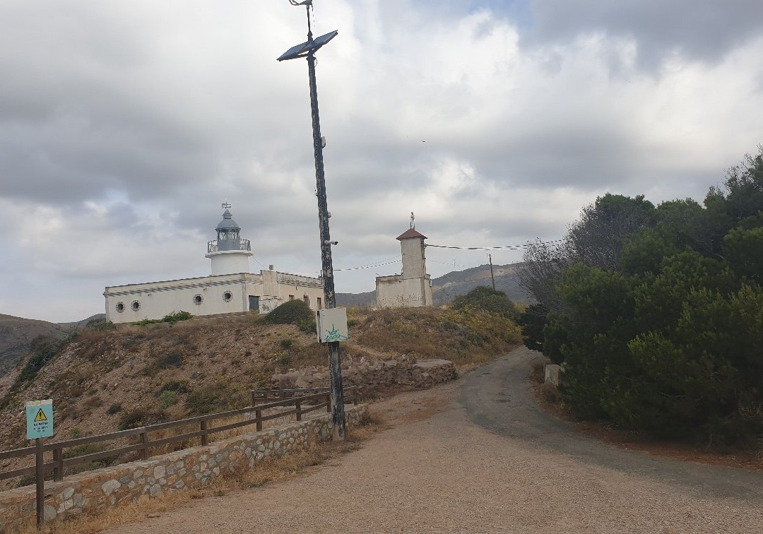 Faro de Portman景点图片