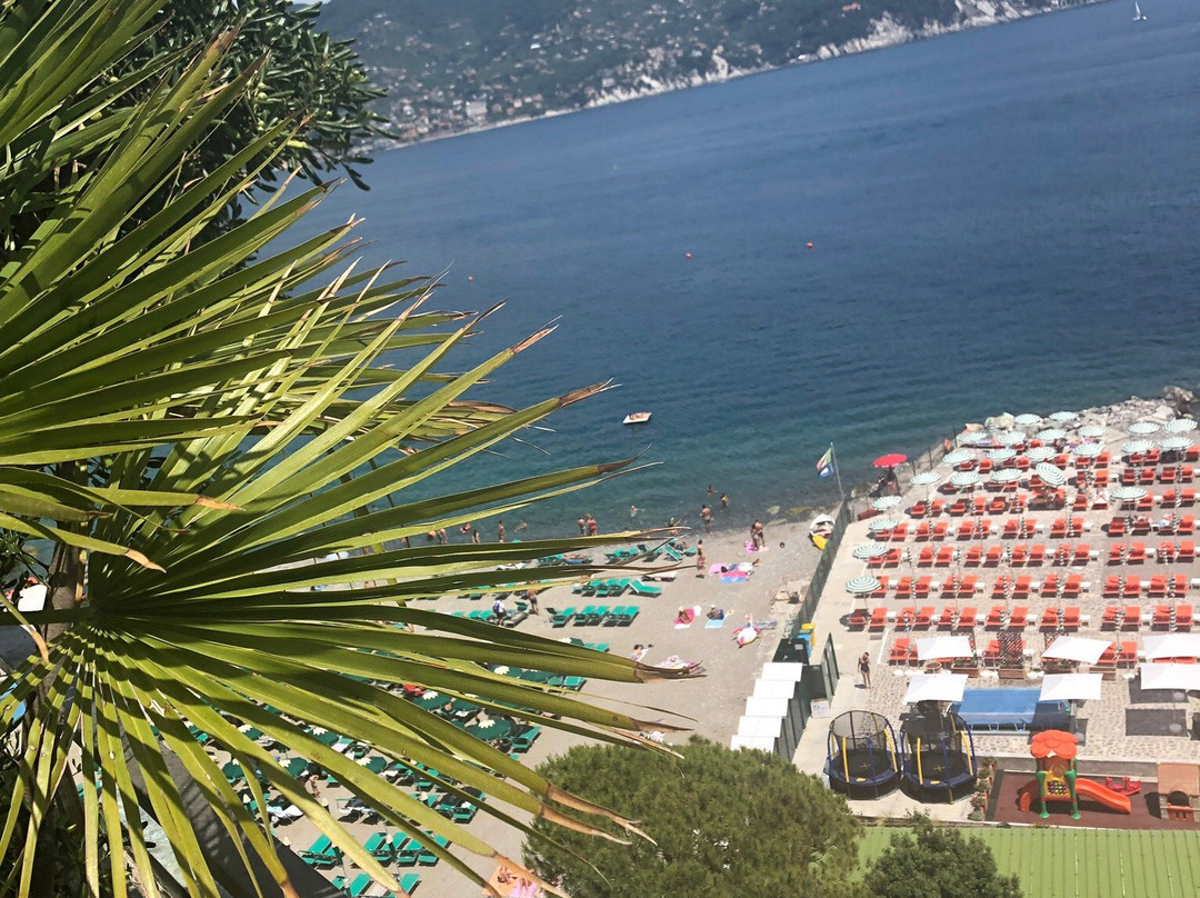 Spiaggia Regina Elena景点图片