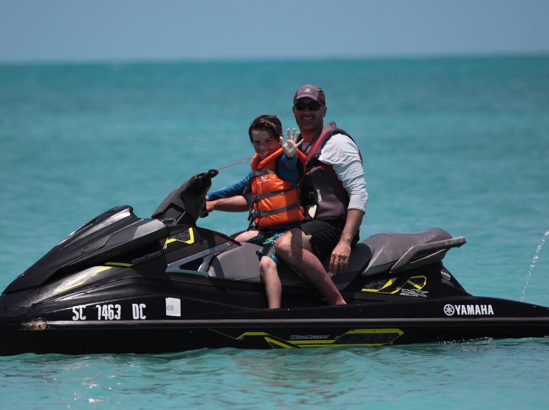 Rent A Ski-普罗维登西亚莱斯必去景点