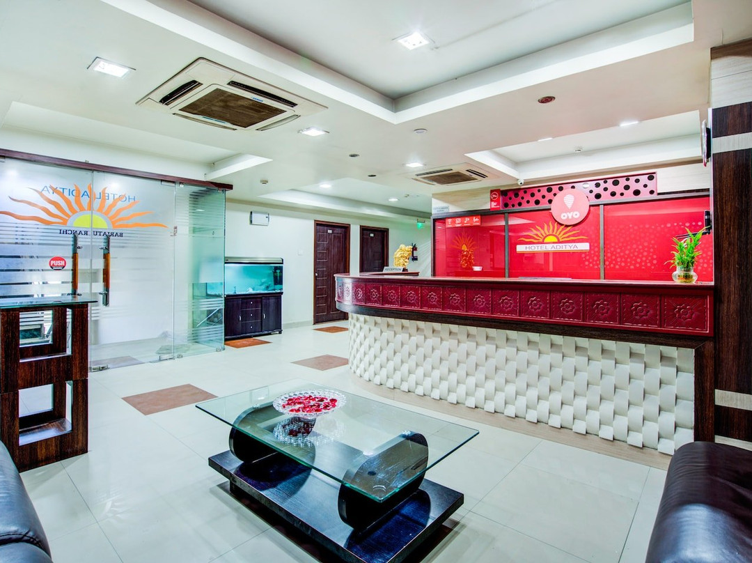 OYO 7239 Hotel Aditya主图