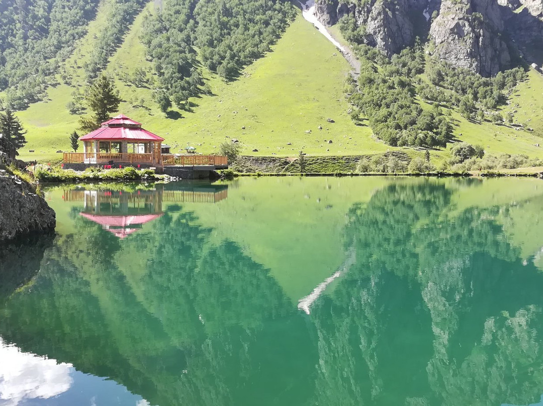 Rainbow Lake-Domel必去景点