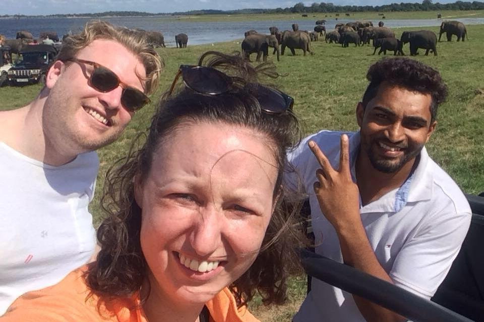 Tour Taxi Service in Sri Lanka