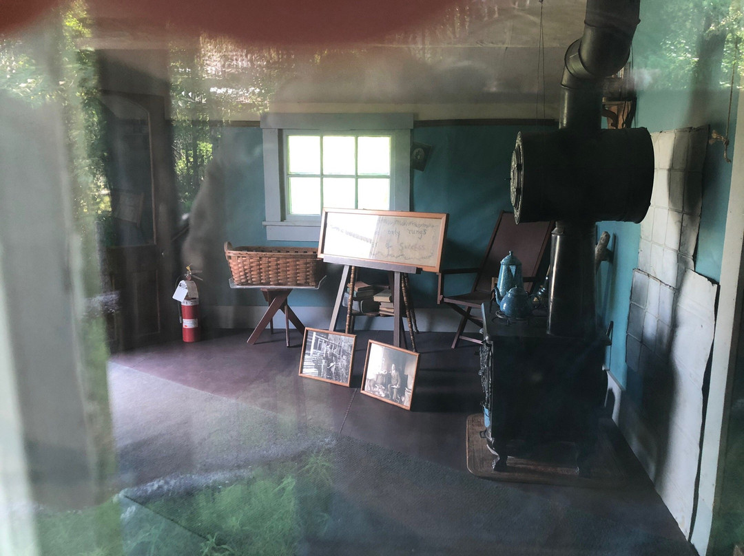 Robert Service Cabin-道森市必去景点