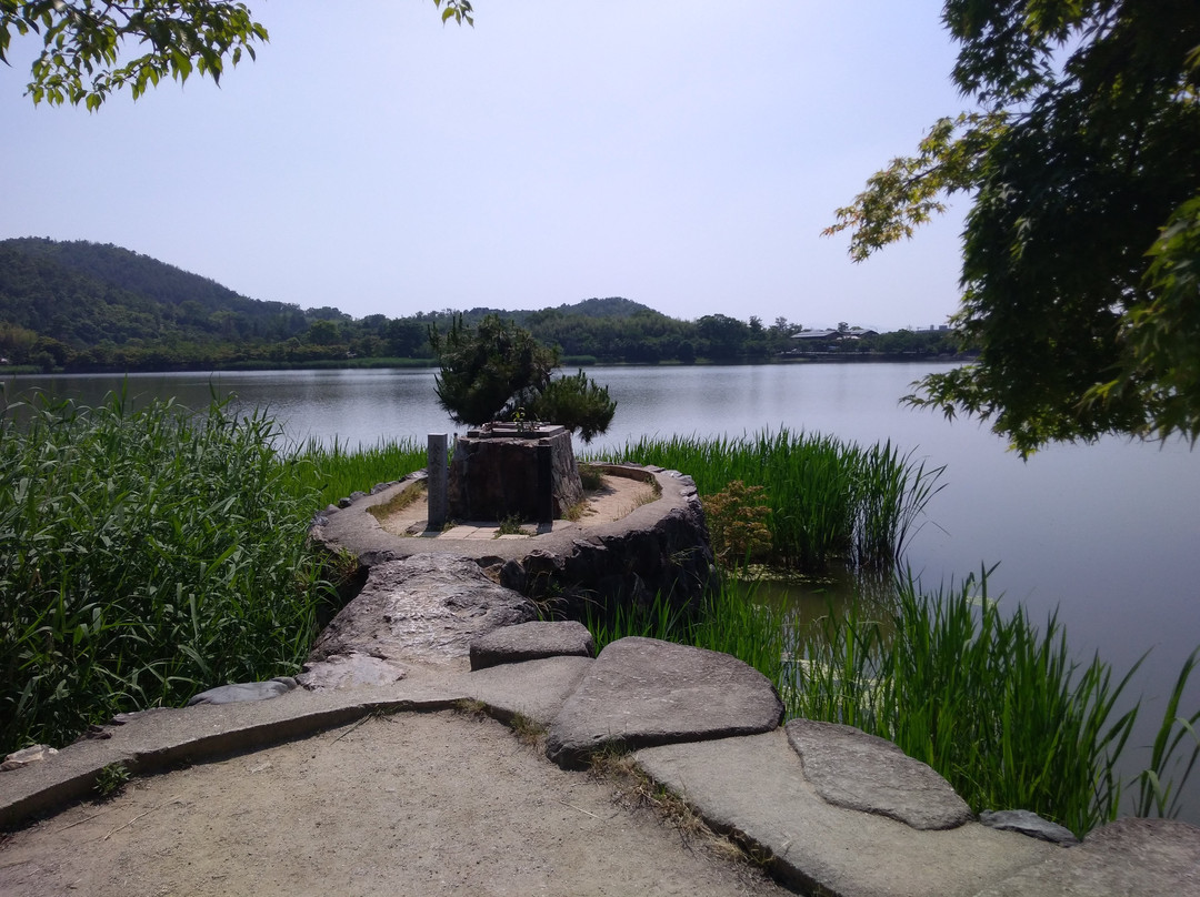 Hirosawa Pond景点图片